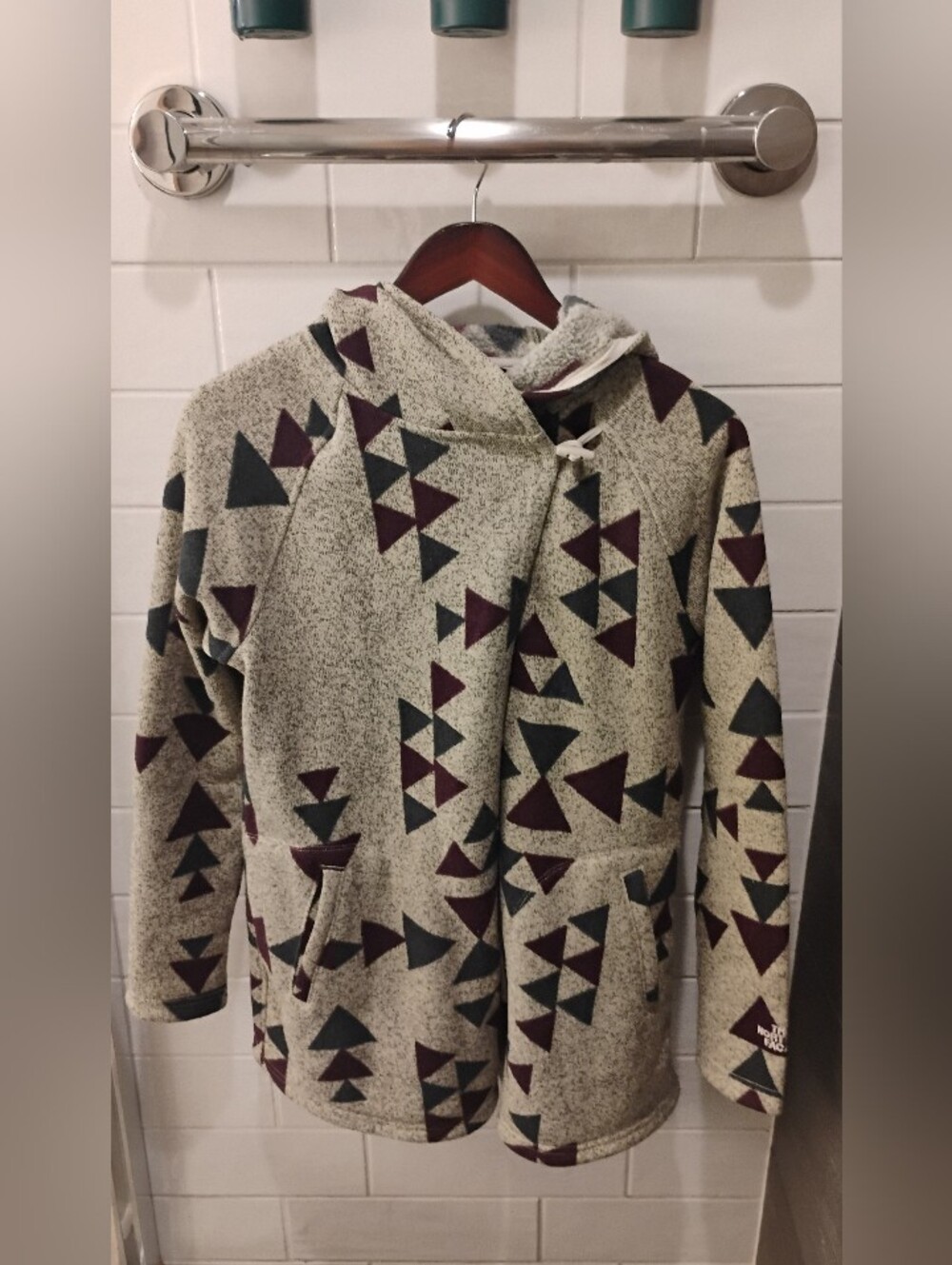 The North Face Southwest Pattern Hooded Crescent Wrap Jacket Sz S